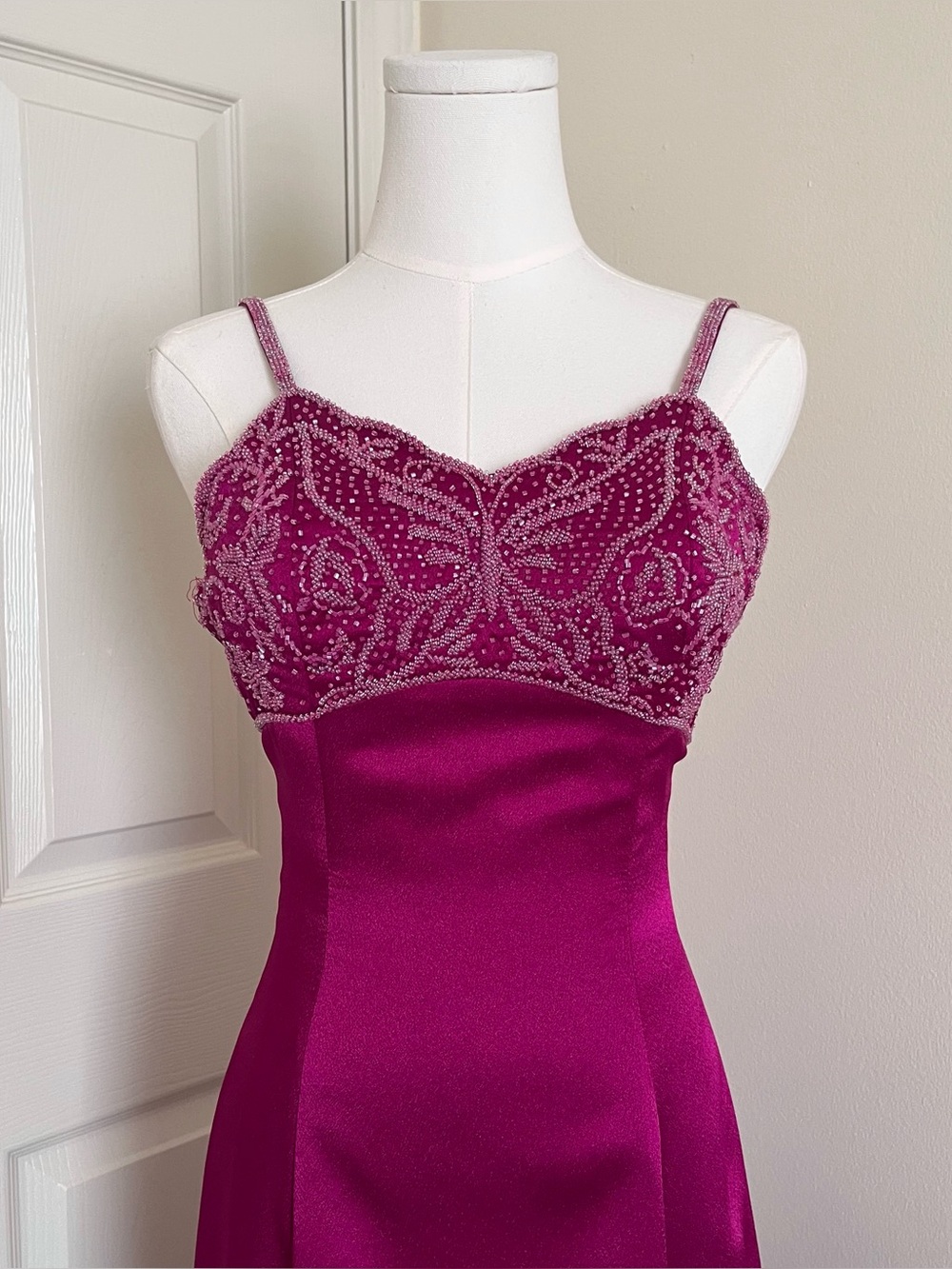 Vintage Y2K Xtreme Beaded Magenta Butterfly Babydoll Gown Womens Size 4 Fairy